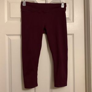 Fabletics Powerhold Plum Cropped Leggings, size M